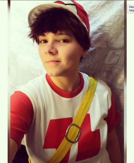 Gen 7 Trainer Red Shirt - Sun/Moon Cosplay Replica